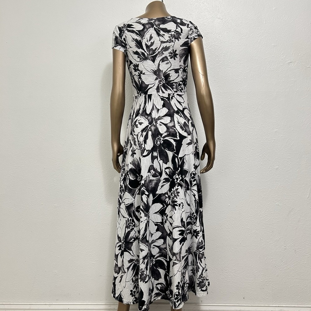 Talbots Black White Floral Maxi Dress Empire Waist Cap Sleeve Jersey Knit Size S - Picture 2 of 10
